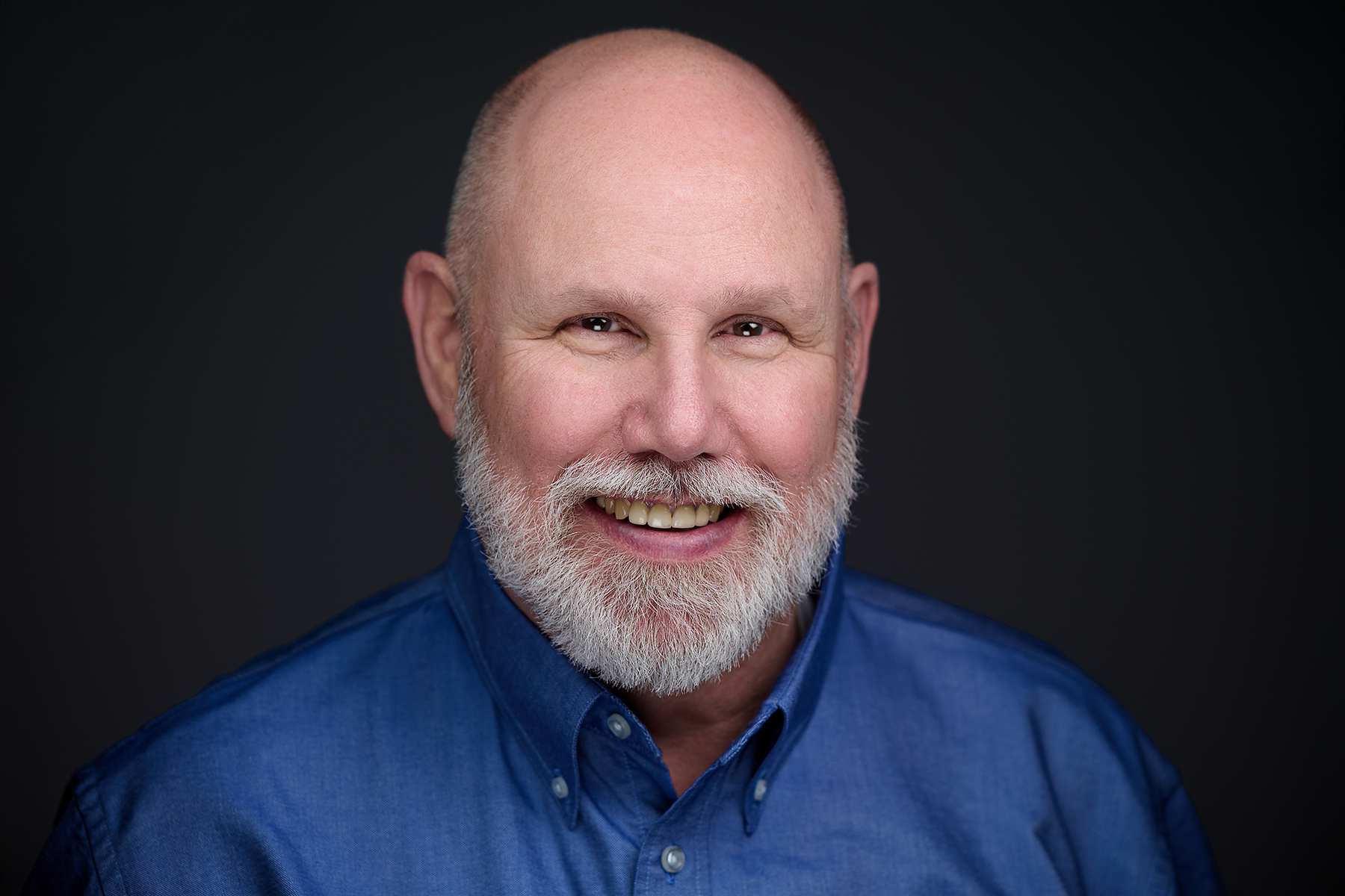 Headshot Executive: Bob Evart