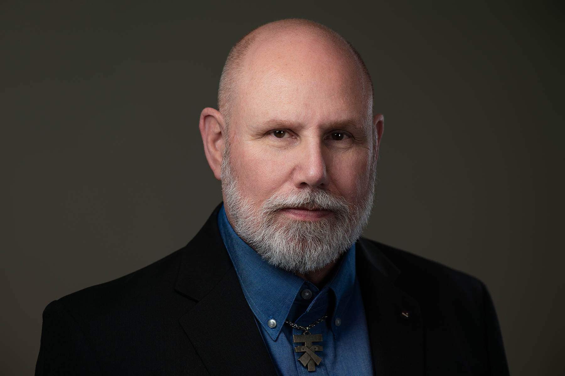 Headshot Executive: Bob Evart